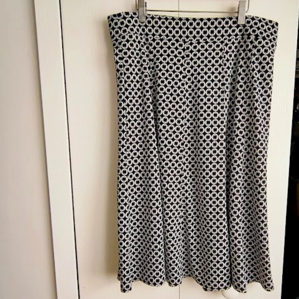 Liz Claiborne Skirt - Black and Tan - Size Large